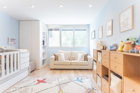 House for rent in Barcelona, Spain 7 bedrooms, No. 141050 - photo 12