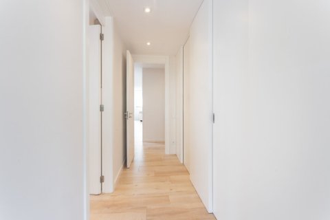 House for rent in Barcelona, Spain 7 bedrooms, No. 141050 - photo 10