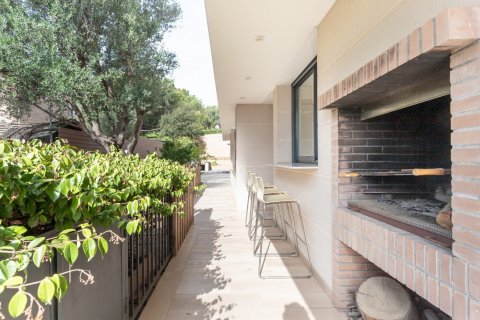 House for rent in Barcelona, Spain 7 bedrooms, No. 141050 - photo 3