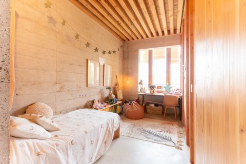 House for rent in Barcelona, Spain 5 bedrooms,  No. 141051 - photo 17