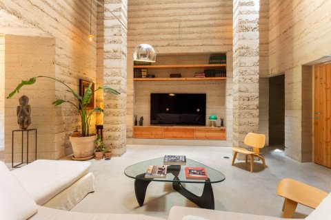 House for rent in Barcelona, Spain 5 bedrooms,  No. 141051 - photo 15