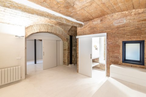 Dom w Barcelona, Hiszpania 6 sypialni, nr 141052 – zdjęcie 11