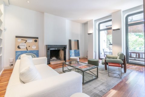 Dom w Barcelona, Hiszpania 6 sypialni, nr 141052 – zdjęcie 3