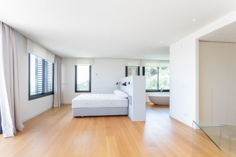 House for rent in Barcelona, Spain 7 bedrooms, No. 141046 - photo 11