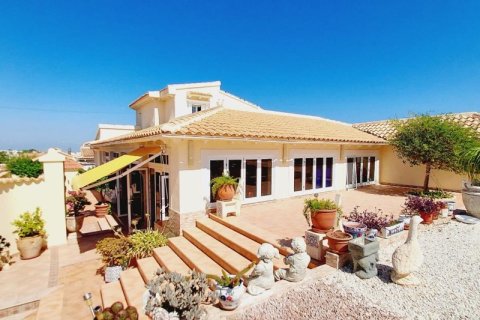Villa zum Verkauf in Dehesa De Campoamor, Alicante, Spanien 4 Schlafzimmer, 341 m2 Nr. 145998 - Foto 2