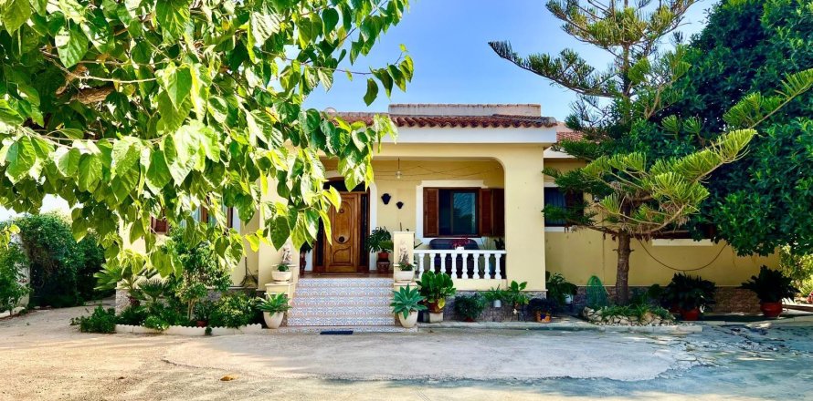 Villa in Daya Vieja, Alicante, Spanien 3 Schlafzimmer, 627 m2 Nr. 195319