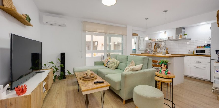 Wohnung in Torrevieja, Alicante, Spanien 110 m2 Nr. 195322