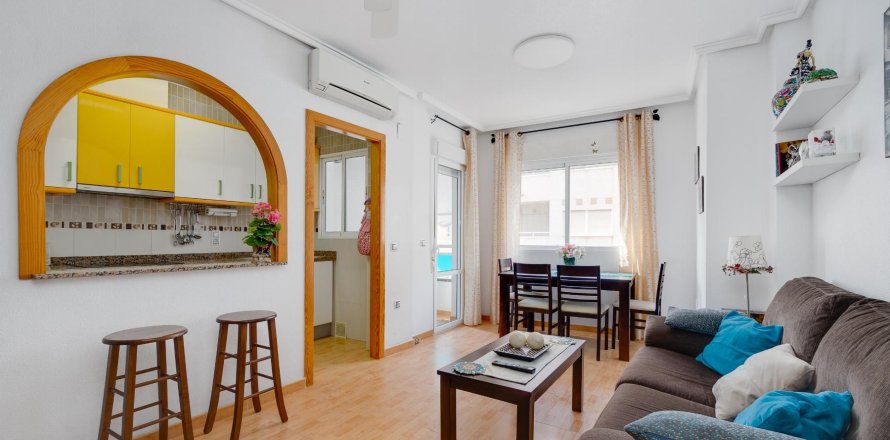 Wohnung in Torrevieja, Alicante, Spanien 80 m2 Nr. 195323