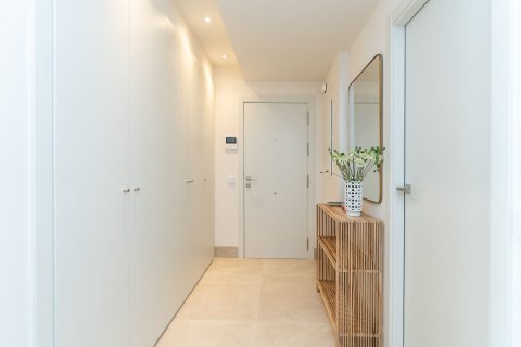 Apartamento en venta en Benahavís, Málaga, España 2 dormitorios, 103.03 m2 No. 174466 - foto 17