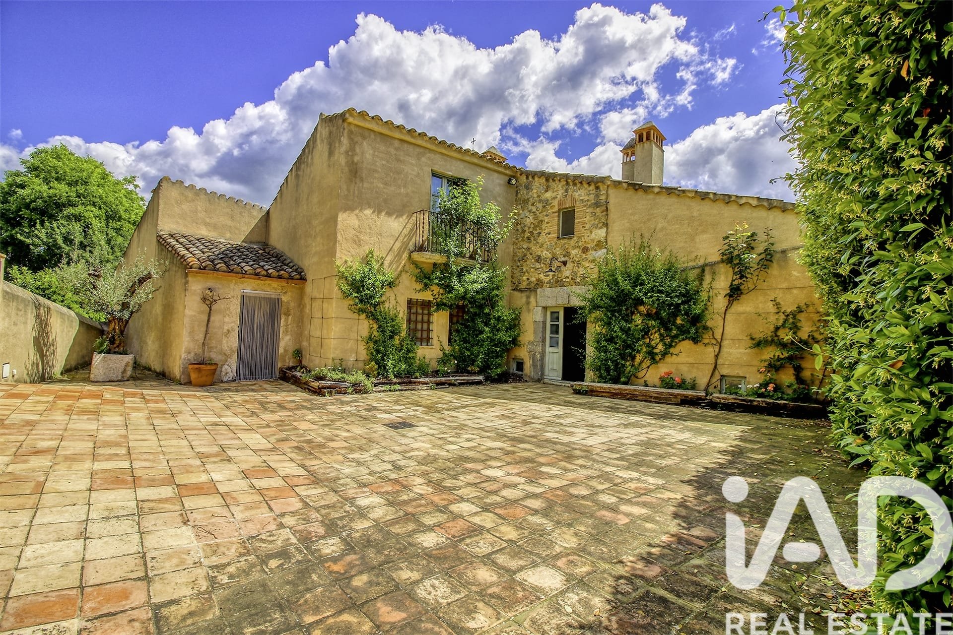 Casa a Vilademuls, Girona, Spagna 9 camere da letto, 946 mq. N° 172179