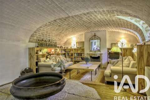 Продажа дома в Виладемюльс, Герона, Испания 9 спален, 946м2 №172179 - фото 3