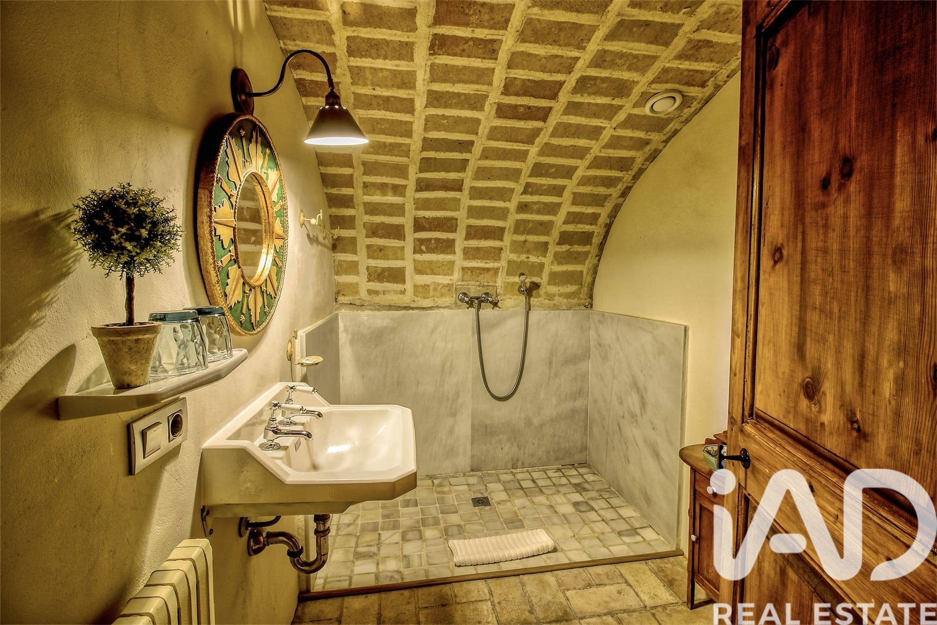 Casa a Vilademuls, Girona, Spagna 9 camere da letto, 946 mq. N° 172179