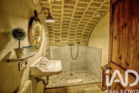 Продажа дома в Виладемюльс, Герона, Испания 9 спален, 946м2 №172179 - фото 25