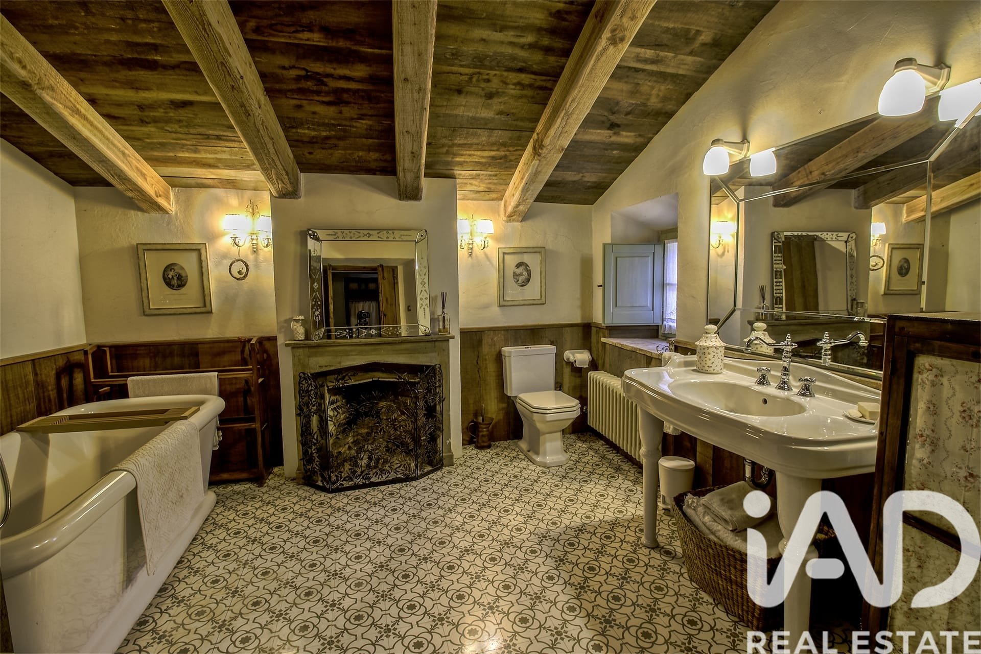 Casa a Vilademuls, Girona, Spagna 9 camere da letto, 946 mq. N° 172179
