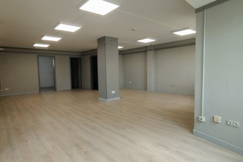 Office for sale in Lugo, Spain 147 sq.m. No. 172178 - photo 2