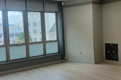 Office for sale in Lugo, Spain 147 sq.m. No. 172178 - photo 4