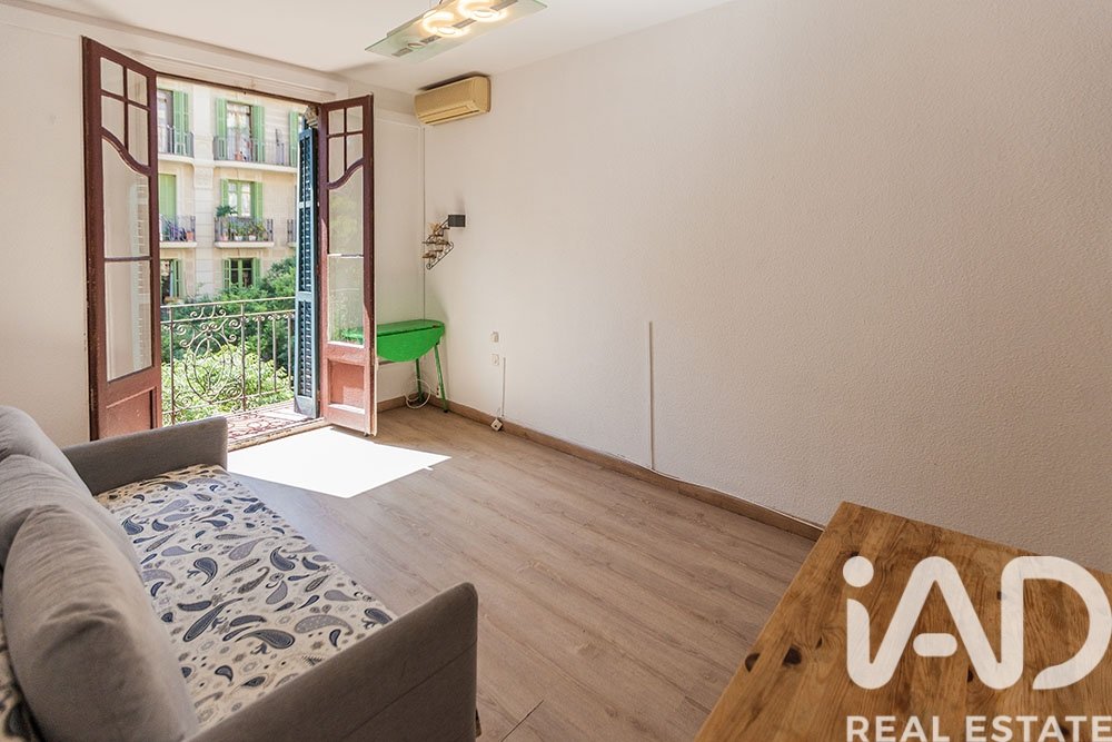 Dzīvoklis Barcelona, Spānijā 4 istabas, 75 m2 Nr. 172181