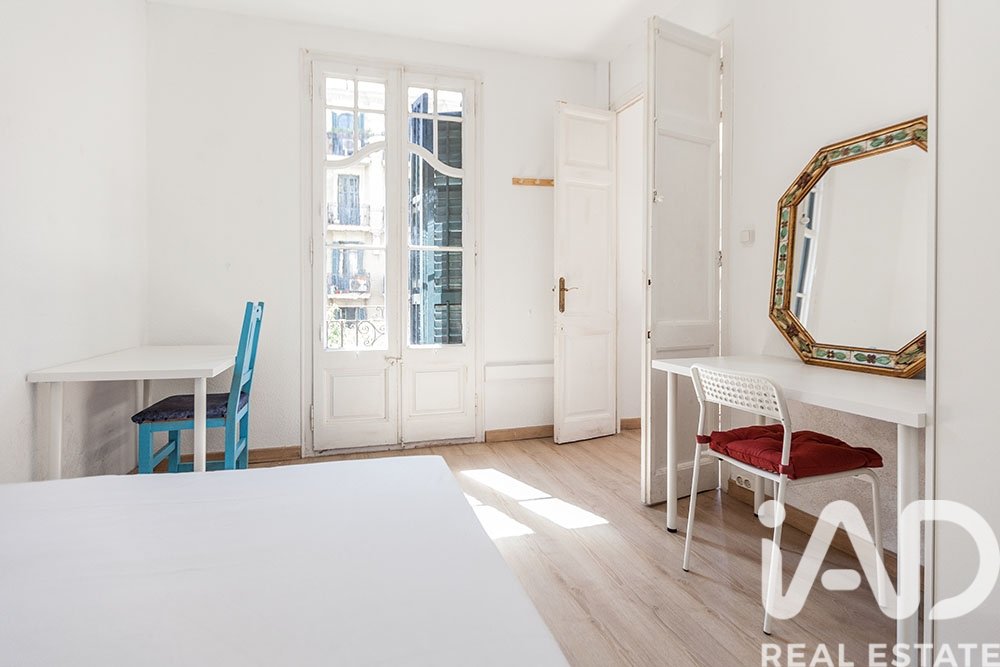 Dzīvoklis Barcelona, Spānijā 4 istabas, 75 m2 Nr. 172181