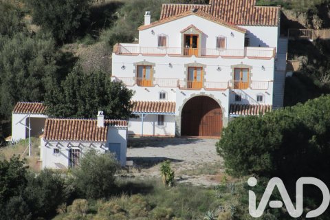 Продажа дома в Седелла, Малага, Испания 3 спальни, 496м2 №172180 - фото 2
