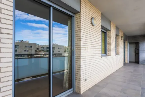 Huoneisto myytävänä Badalona, Barcelona, Espanja, 3 makuuhuonetta, 107 m2 No. 166974 - kuva 15