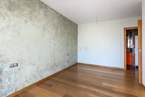 Huoneisto myytävänä Badalona, Barcelona, Espanja, 3 makuuhuonetta, 107 m2 No. 166974 - kuva 16
