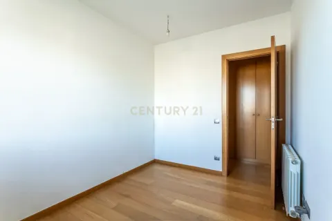 Huoneisto myytävänä Badalona, Barcelona, Espanja, 3 makuuhuonetta, 107 m2 No. 166974 - kuva 23
