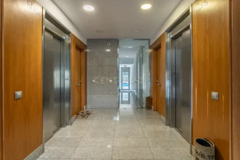 Huoneisto myytävänä Badalona, Barcelona, Espanja, 3 makuuhuonetta, 107 m2 No. 166974 - kuva 29