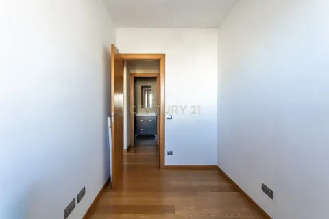 Huoneisto myytävänä Badalona, Barcelona, Espanja, 3 makuuhuonetta, 107 m2 No. 166974 - kuva 27