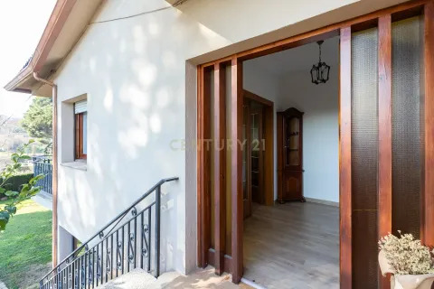 House for sale in Llica D'amunt, Barcelona, Spain 5 bedrooms, 532 sq.m. No. 166975 - photo 8