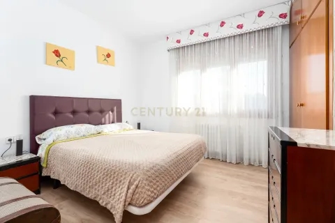 House for sale in Llica D'amunt, Barcelona, Spain 5 bedrooms, 532 sq.m. No. 166975 - photo 26