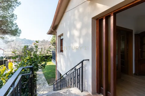 House for sale in Llica D'amunt, Barcelona, Spain 5 bedrooms, 532 sq.m. No. 166975 - photo 7