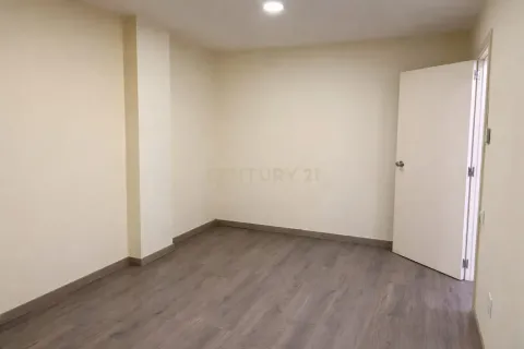 Dzīvoklis pārdošanā Barcelona, Spānijā 2 istabas, 93 m2 Nr. 166969 - attēls 9