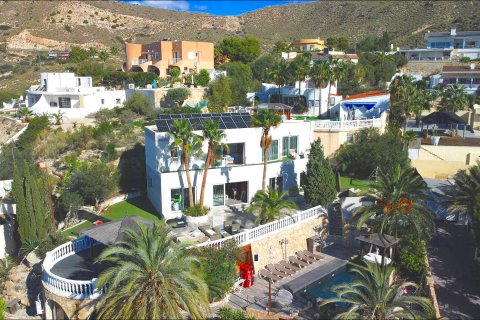 Villa à vendre El Campello, Alicante, Espagne, 6 chambres, 350 m2 No. 118966 - photo 2