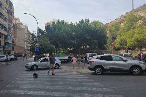 Liikekiinteistö myytävänä Alicante, Espanja , 115 m2 No. 140002 - kuva 28