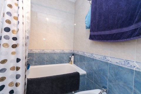 Huoneisto myytävänä Dehesa De Campoamor, Alicante, Espanja, 2 makuuhuonetta, 65 m2 No. 189395 - kuva 27