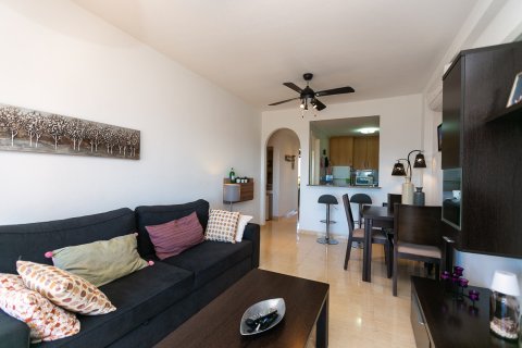 Huoneisto myytävänä Dehesa De Campoamor, Alicante, Espanja, 2 makuuhuonetta, 65 m2 No. 189395 - kuva 8