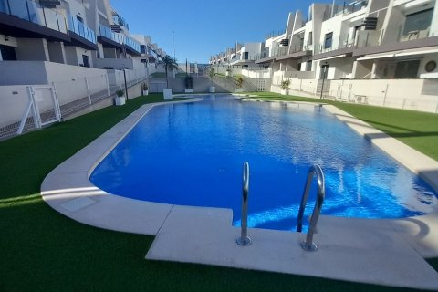 Huoneisto myytävänä San Miguel de Salinas, Alicante, Espanja, 2 makuuhuonetta, 70 m2 No. 189391 - kuva 28