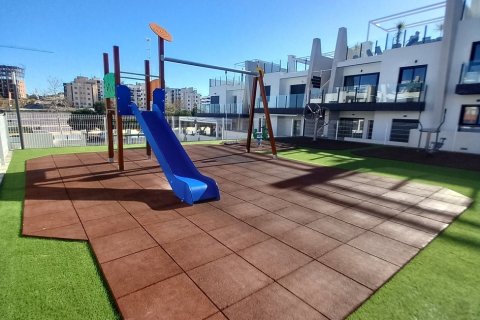 Huoneisto myytävänä San Miguel de Salinas, Alicante, Espanja, 2 makuuhuonetta, 70 m2 No. 189391 - kuva 30