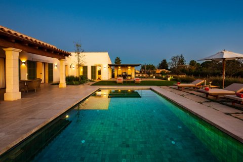 Finca en venta Campos, Mallorca, España 2 dormitorios, 170 m2 No. 111925 - foto 1