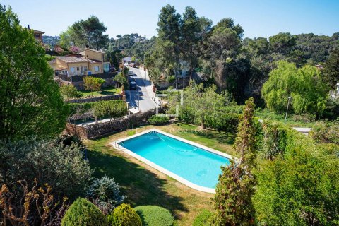Villa zum Verkauf in Valldoreix, Barcelona, Spanien 7 Schlafzimmer, 785 m2 Nr. 150900 - Foto 4