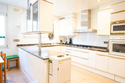 Villa zum Verkauf in Valldoreix, Barcelona, Spanien 7 Schlafzimmer, 785 m2 Nr. 150900 - Foto 21