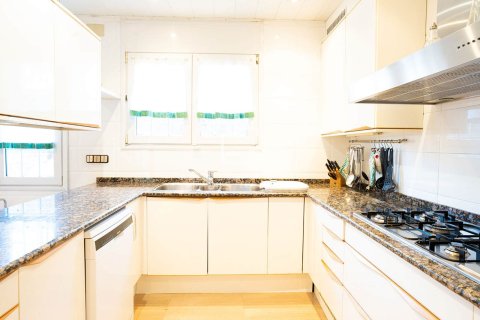 Villa zum Verkauf in Valldoreix, Barcelona, Spanien 7 Schlafzimmer, 785 m2 Nr. 150900 - Foto 22