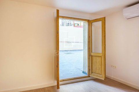 Lägenhet till salu i Barcelona, Spanien 2 sovrum, 85 kvm. Nr. 150895 - foto 26
