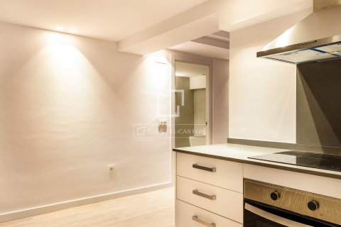 Apartament w Barcelona, Hiszpania 2 sypialnie, 85 mkw. nr 150895 – zdjęcie 7