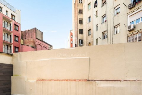Lägenhet till salu i Barcelona, Spanien 2 sovrum, 85 kvm. Nr. 150895 - foto 28