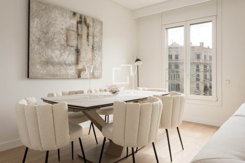 Apartament w Barcelona, Hiszpania 3 sypialnie, 132 mkw. nr 150897 – zdjęcie 9