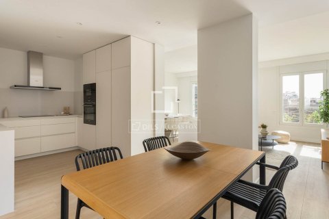 Apartament w Barcelona, Hiszpania 3 sypialnie, 132 mkw. nr 150897 – zdjęcie 11