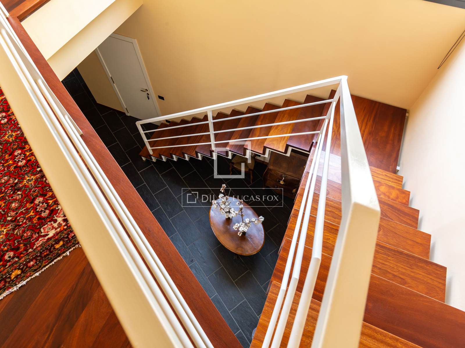 Willa w Barcelona, Hiszpania 4 sypialnie, 439 mkw. nr 150896