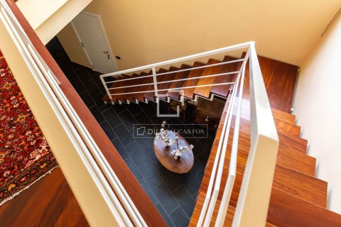 Villa for sale in Barcelona, Spain 4 bedrooms, 439 sq.m. No. 150896 - photo 21