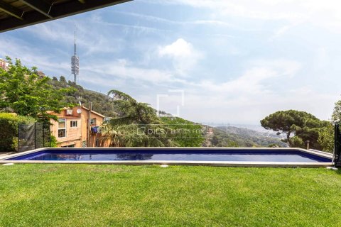 Villa for sale in Barcelona, Spain 4 bedrooms, 439 sq.m. No. 150896 - photo 6